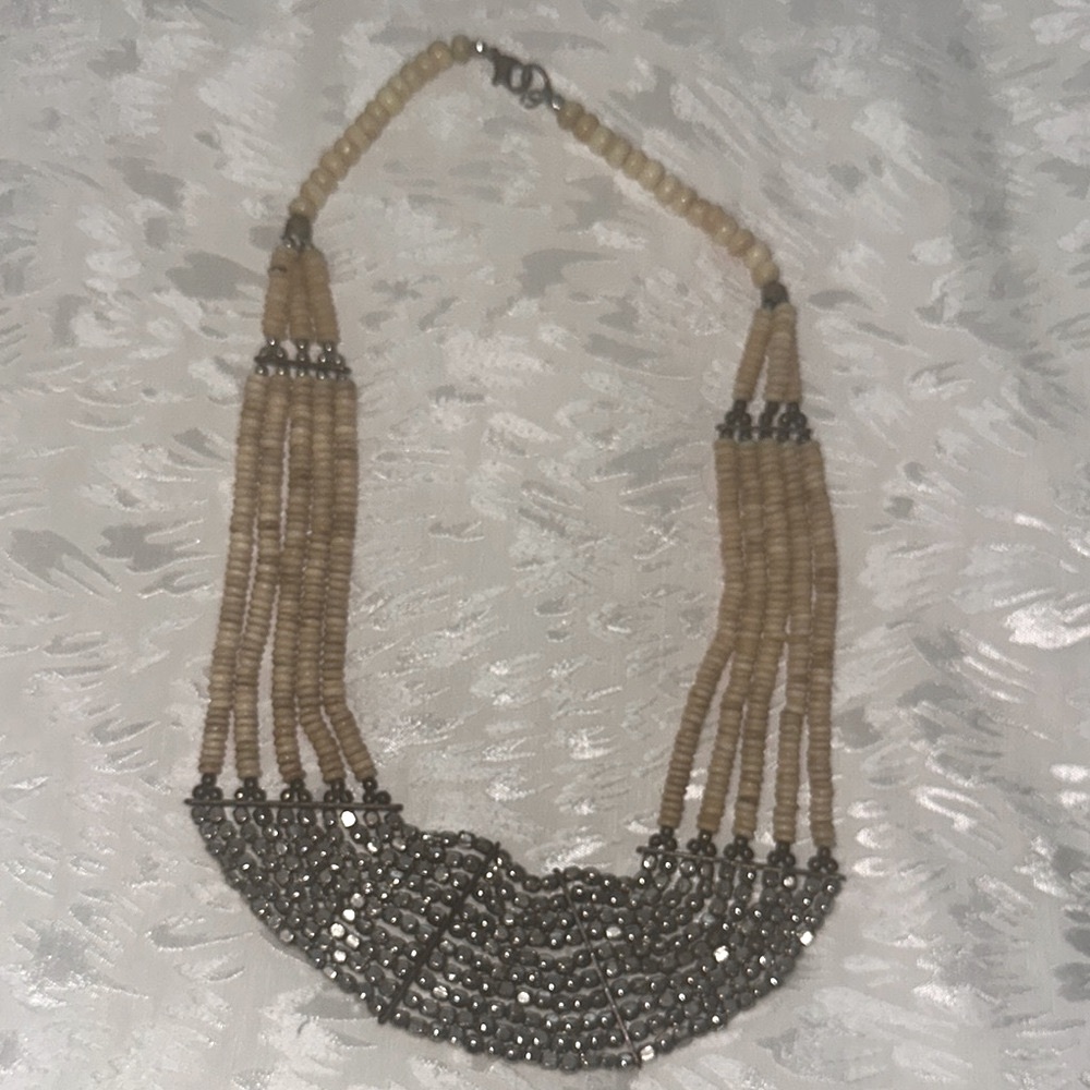 Elegant Beaded Necklace in Tan and Silver